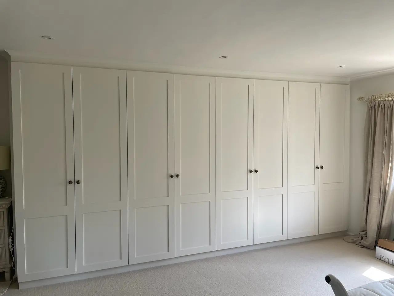 Wardrobe white shaker fitted bedroom, made and fitted by Sussex Design Interiors